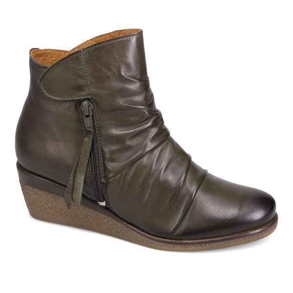 Mayleen Wedge Boot Online